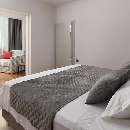 Beachfront Toma Apartman Podstrana