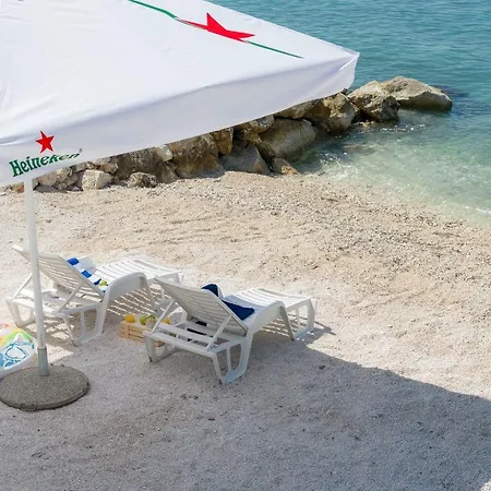 Apartman Beachfront Toma *